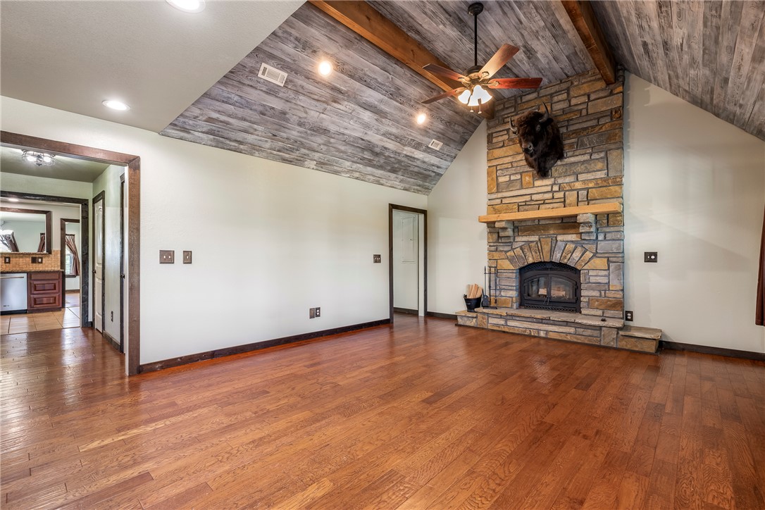 17874 Railroad Cut Road, Rogers, AR 72756 — MLS #1346916 — photo 4 of 59