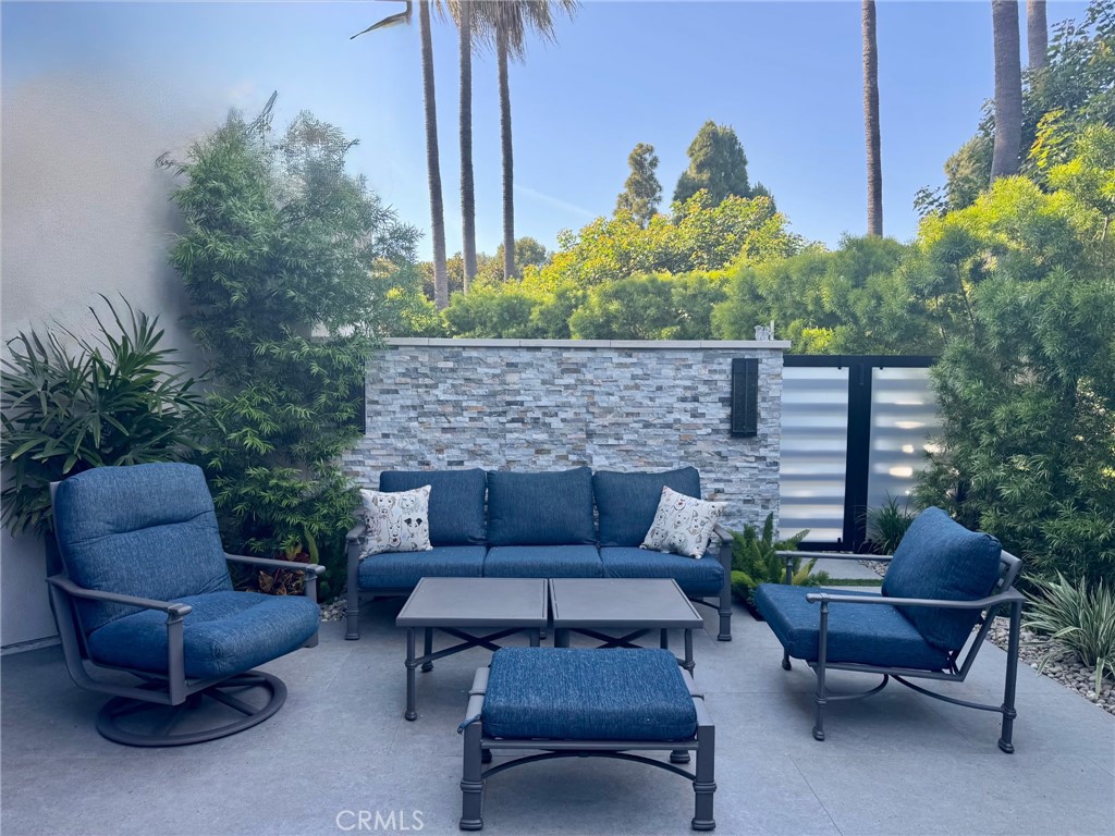 51 Seabrook Cove, Newport Beach, CA 92660 — MLS #NP26075475 — photo 6 of 45