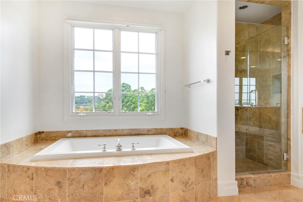 28 Sandy Cv, Newport Coast, CA 92657 — MLS #NP25007485 — photo 24 of 30