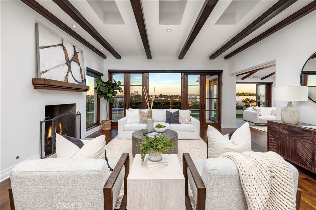 1033 Tiller, Corona Del Mar, CA 92625 — MLS #NP25278283 — photo 16 of 44