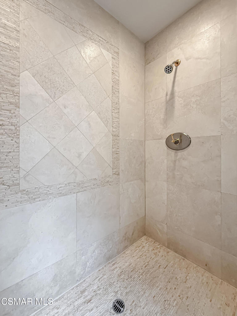 29717 Strawberry Hill Drive, Agoura Hills, CA 91301 — MLS #226002167 — photo 35 of 48