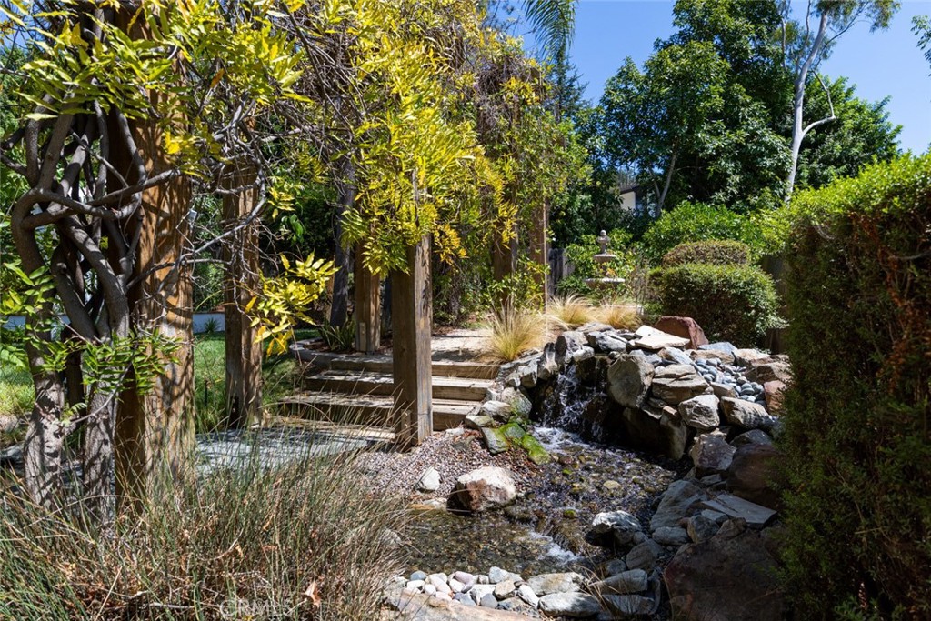 19122 Barrett Lane, North Tustin, CA 92705 — MLS #OC26177415 — photo 35 of 46