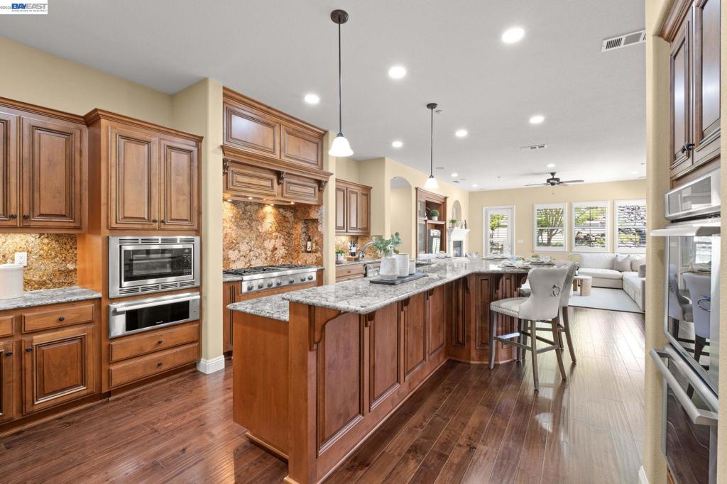 387 Golden Grass Dr, Alamo, CA 94507 — MLS #41135064 — photo 22 of 71