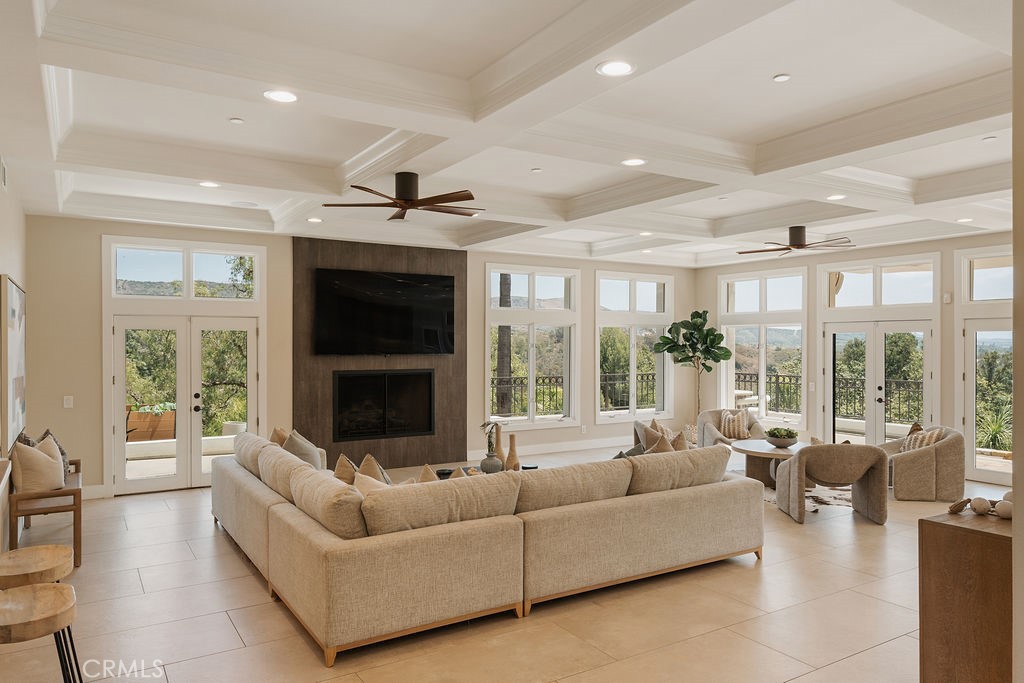 1805 Holly Tree Lane, North Tustin, CA 92705 — MLS #OC26097313 — photo 15 of 72