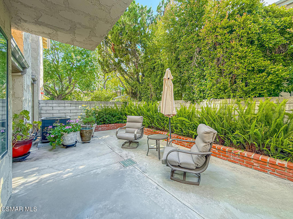 29717 Strawberry Hill Drive, Agoura Hills, CA 91301 — MLS #226002167 — photo 39 of 48
