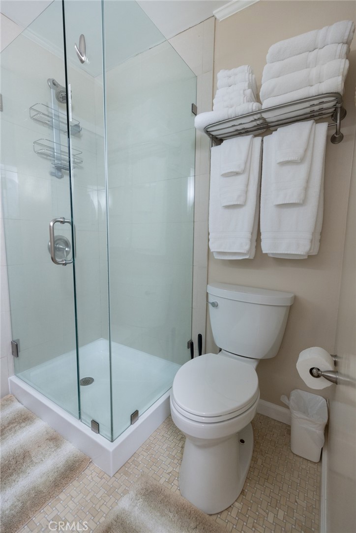 464 Bent Street Unit B, Laguna Beach, CA 92651 — MLS #LG26042035 — photo 16 of 37