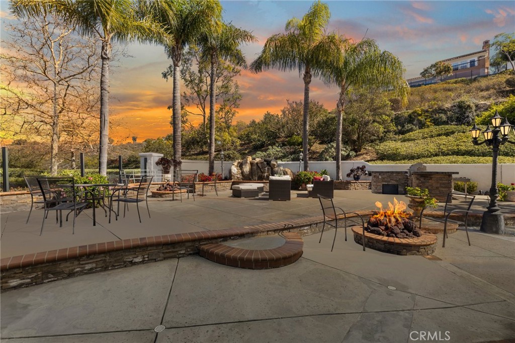 1 Arbella, Newport Coast, CA 92657 — MLS #NP25282273 — photo 2 of 29
