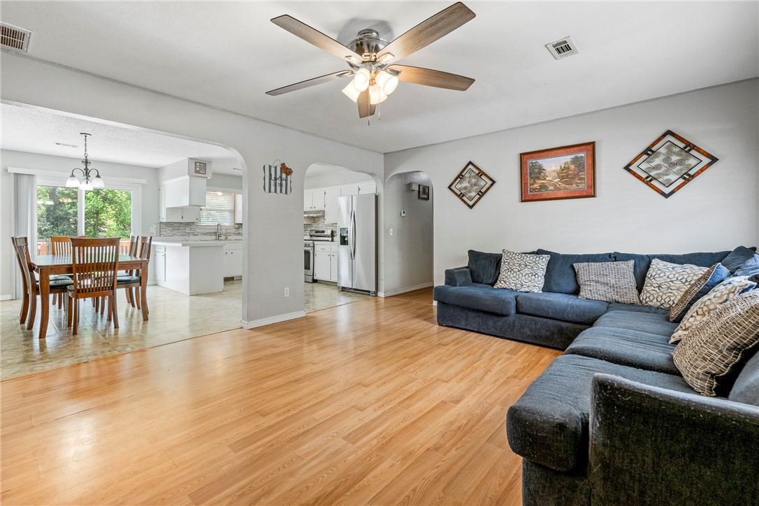 1004 SE 10th Street, Bentonville, AR 72712 — MLS #1343774 — photo 15 of 20