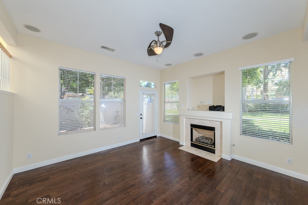 1 Iron Bark, Aliso Viejo, CA 92656 — MLS #PW26100385 — photo 4 of 45