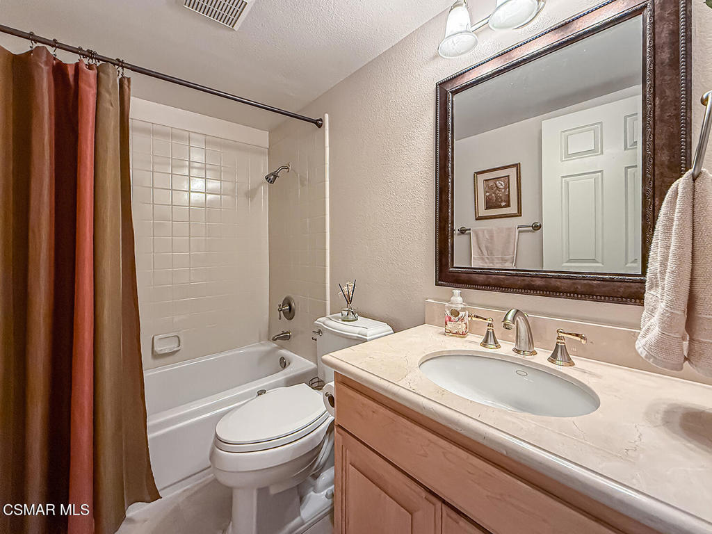 29717 Strawberry Hill Drive, Agoura Hills, CA 91301 — MLS #226002167 — photo 15 of 48