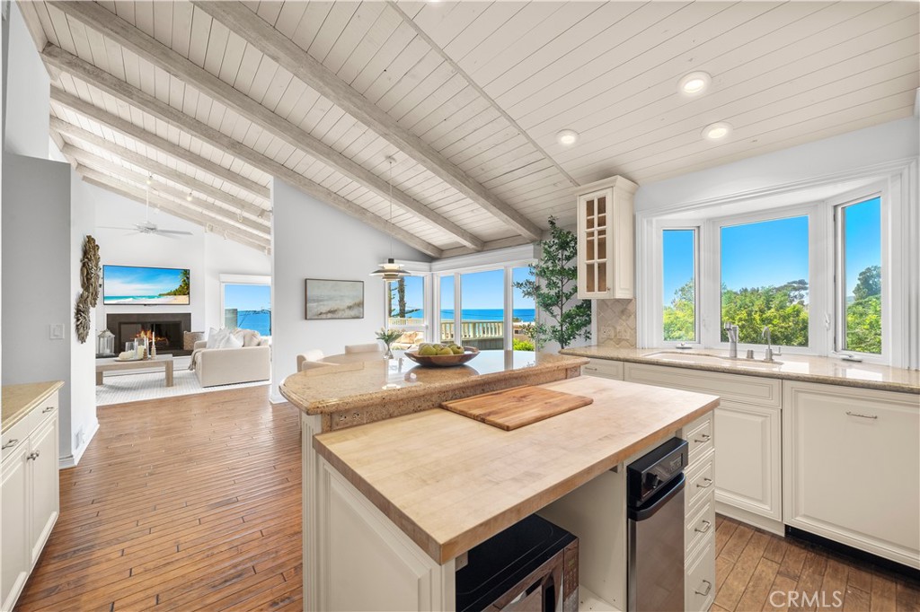 260 Arch, Laguna Beach, CA 92651 — MLS #LG26143859 — photo 2 of 3