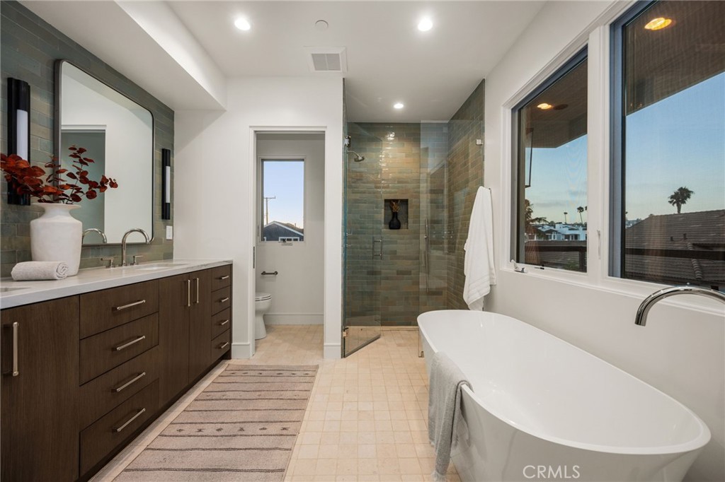 3601 Lake Avenue, Newport Beach, CA 92663 — MLS #NP26180731 — photo 31 of 75