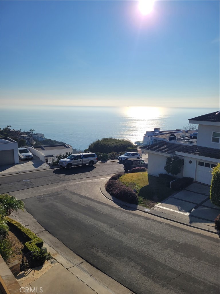 820 Acapulco Street, Laguna Beach, CA 92651 — MLS #OC26123726 — photo 4 of 38