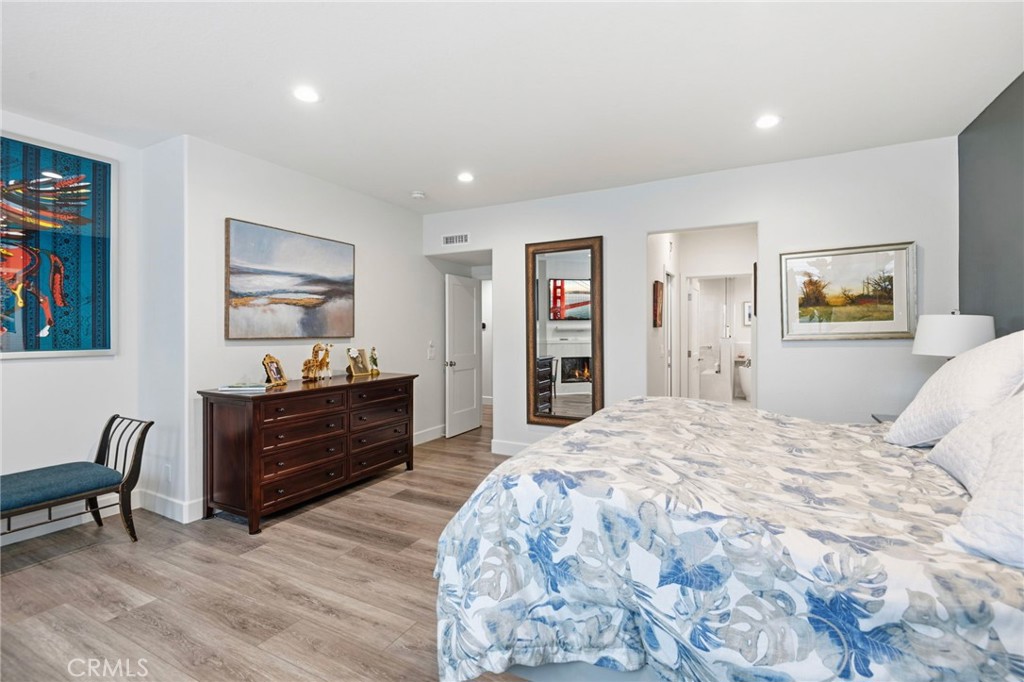 51 Seabrook Cove, Newport Beach, CA 92660 — MLS #NP26075475 — photo 21 of 45