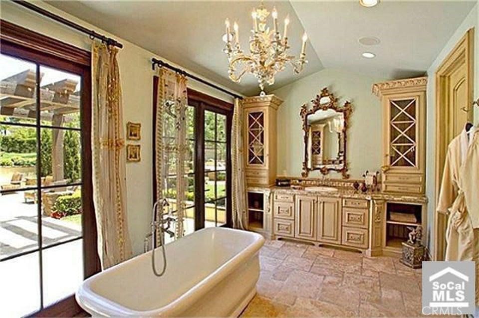 26121 Calle Roberto, San Juan Capistrano, CA 92675 — MLS #OC18007771 — photo 11 of 22