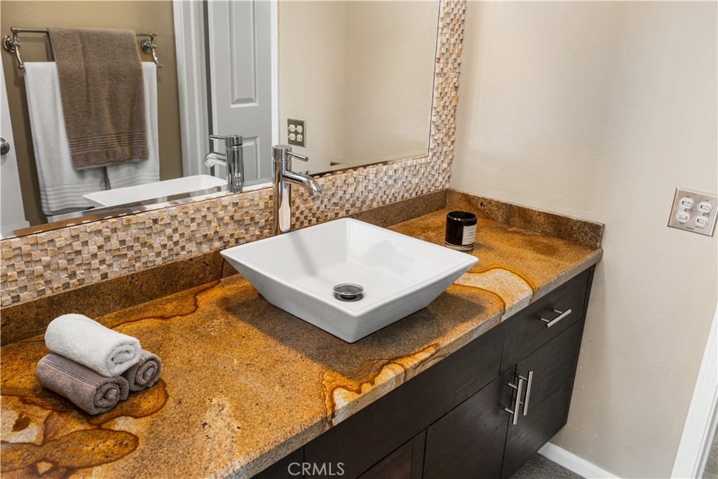 994 Bayside Cove, Newport Beach, CA 92660 — MLS #LG26116790 — photo 34 of 40