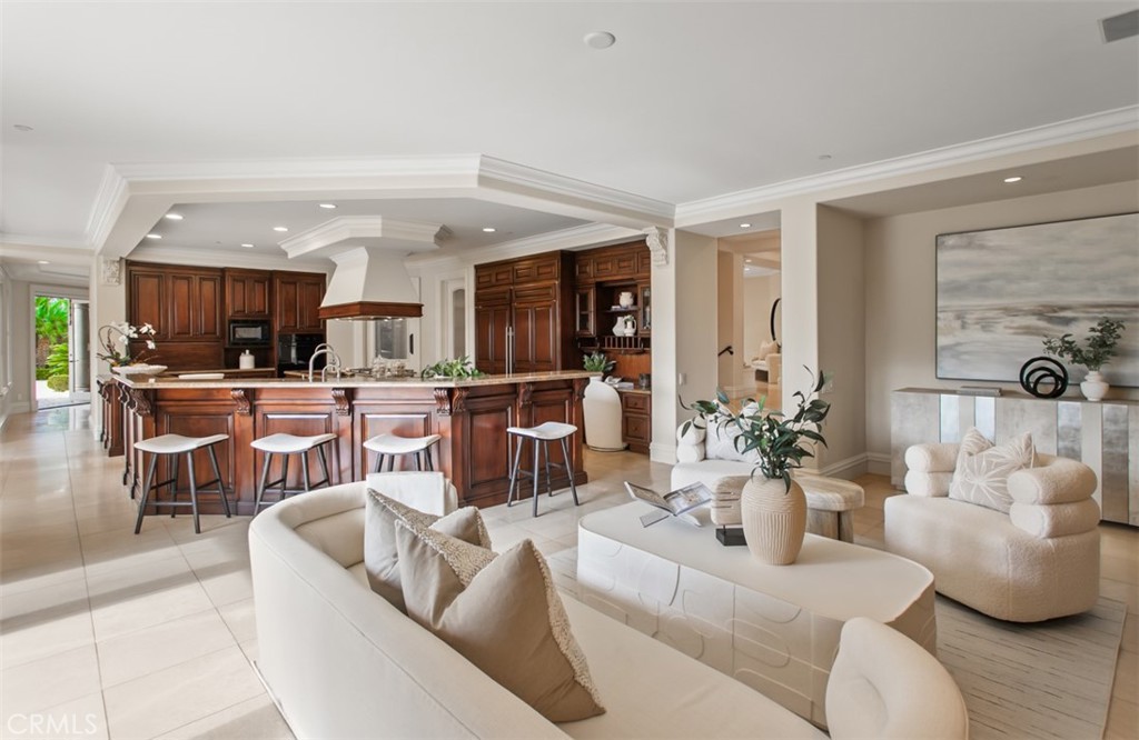 11 Shoreview, Newport Coast, CA 92657 — MLS #OC25265825 — photo 16 of 71