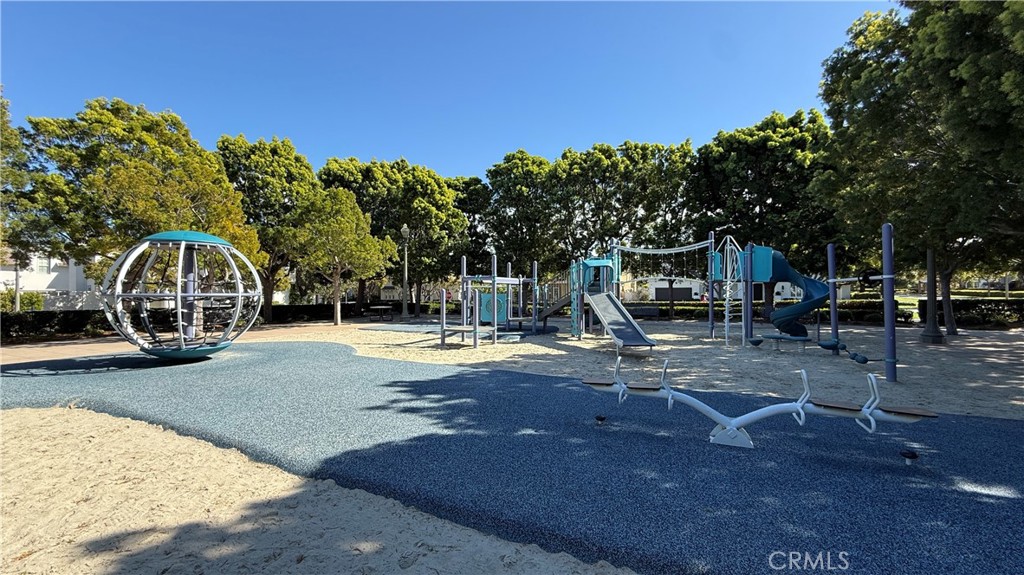 72 Victoria, Newport Beach, CA 92660 — MLS #NP26035773 — photo 28 of 29