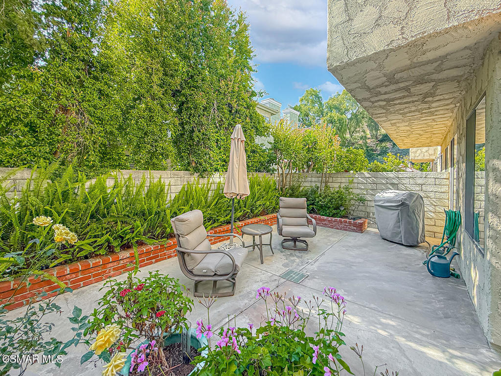 29717 Strawberry Hill Drive, Agoura Hills, CA 91301 — MLS #226002167 — photo 42 of 48