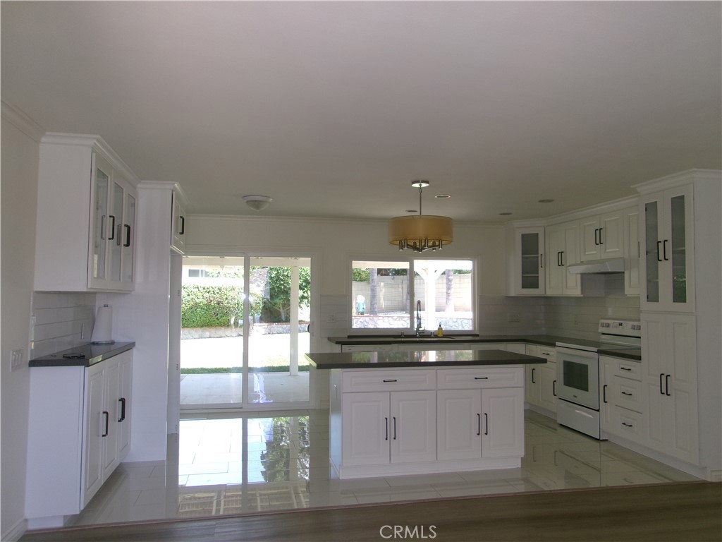 4881 Winvale, Irvine, CA 92604 — MLS #PW26102703 — photo 3 of 21