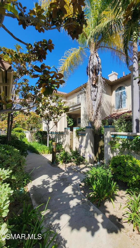 644 Warwick Avenue, Thousand Oaks, CA 91360 — MLS #226002095 — Main listing photo