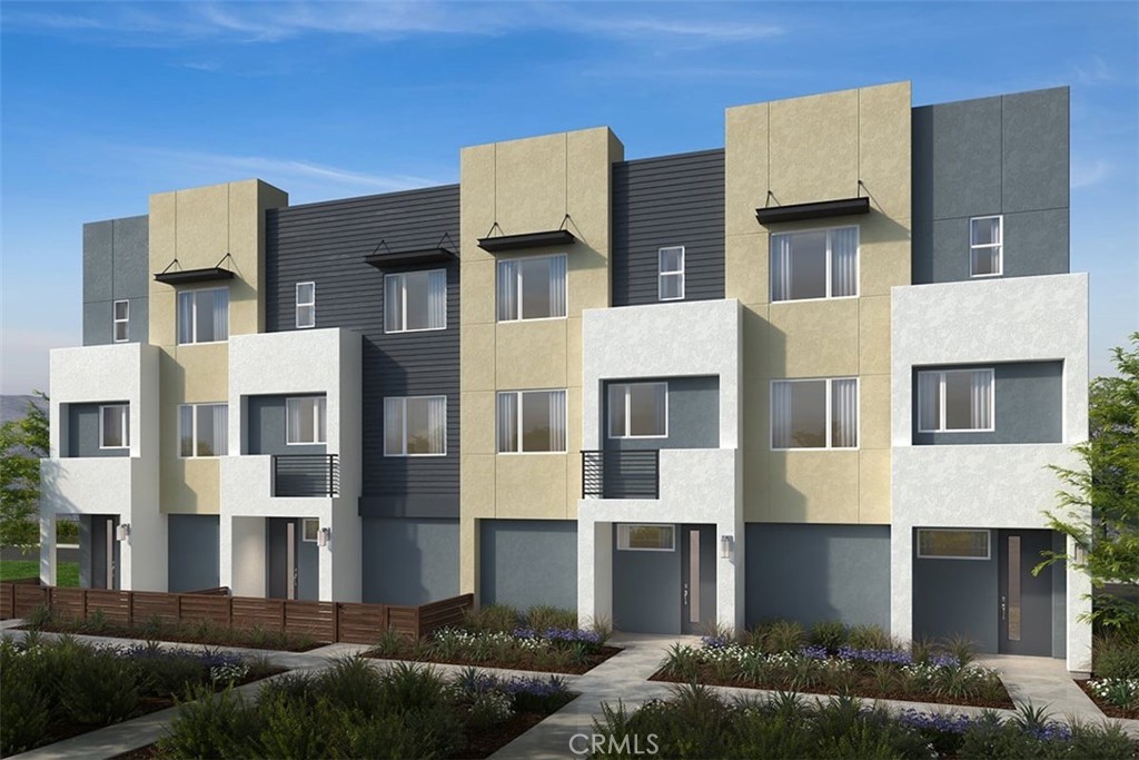 1906 N Ivory Palm Ln, Anaheim, CA 92801 — MLS #OC26112387 — Main listing photo