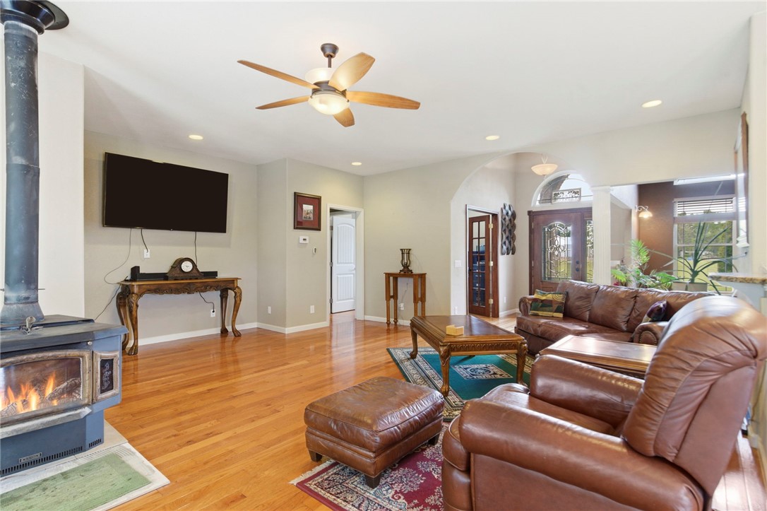 9207 and 9209 Coker Road, Gentry, AR 72734 — MLS #1342739 — photo 2 of 43