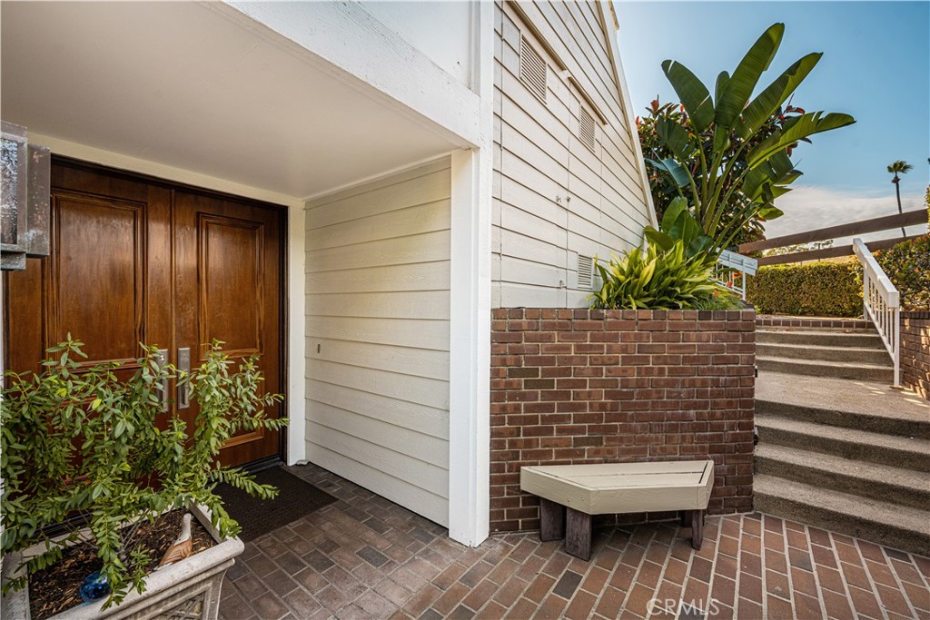 994 Bayside Cove, Newport Beach, CA 92660 — MLS #LG26116790 — photo 9 of 40