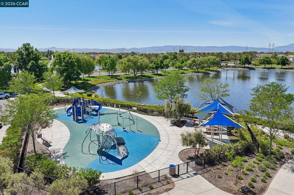 9261 Shearwater Cir, Discovery Bay, CA 94505 — MLS #41132843 — photo 39 of 45
