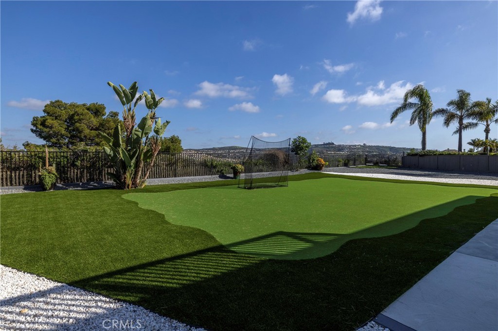 2000 Corte Cardelina, San Clemente, CA 92673 — MLS #OC25272036 — photo 32 of 38