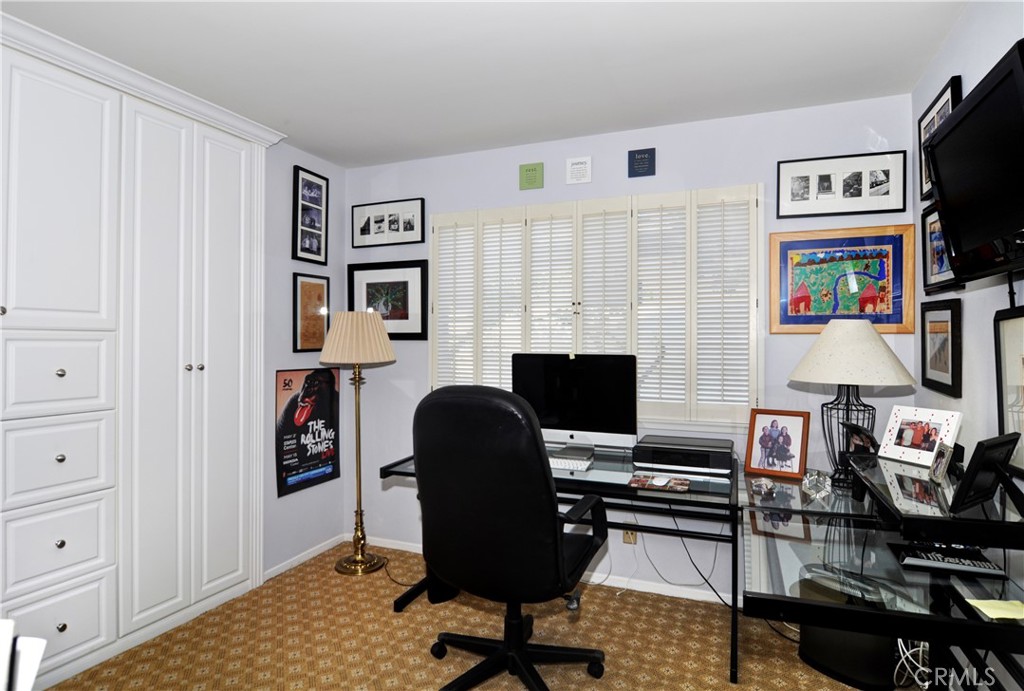 6 Twin Lakes Circle Circle, Corona Del Mar, CA 92625 — MLS #OC21074492 — photo 41 of 58