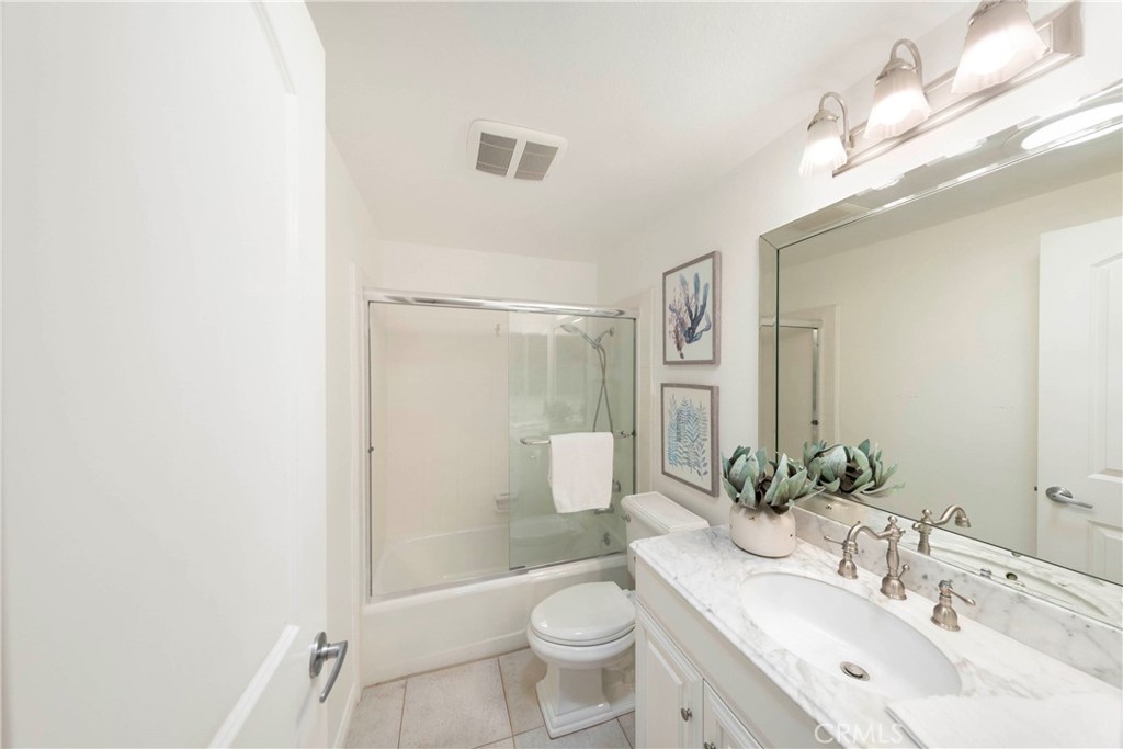 2102 Vista Entrada, Newport Beach, CA 92660 — MLS #NP26091602 — photo 18 of 32