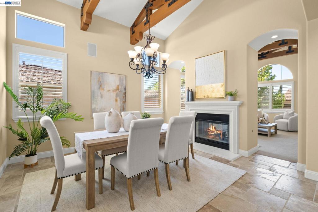 387 Golden Grass Dr, Alamo, CA 94507 — MLS #41135064 — photo 12 of 71