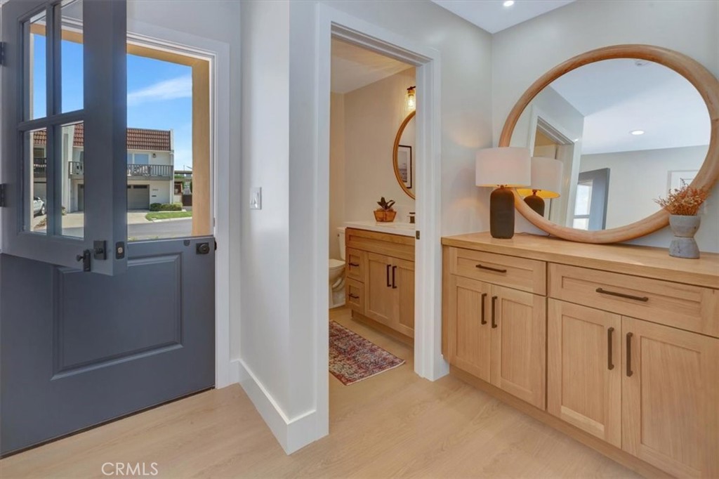 2005 Barranca, Newport Beach, CA 92660 — MLS #NP26170719 — photo 4 of 26