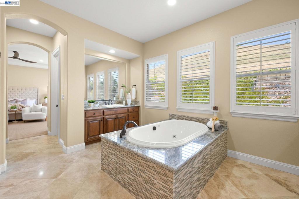 387 Golden Grass Dr, Alamo, CA 94507 — MLS #41135064 — photo 36 of 71