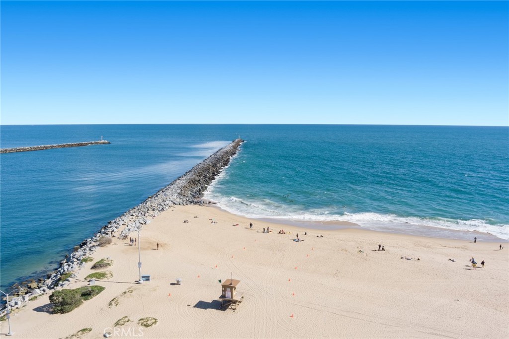2108 E Oceanfront, Newport Beach, CA 92661 — MLS #NP24009705 — photo 25 of 26