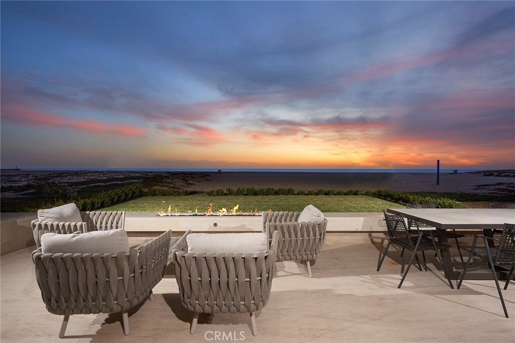 2108 E Oceanfront, Newport Beach, CA 92661 — MLS #NP24009705 — Main listing photo