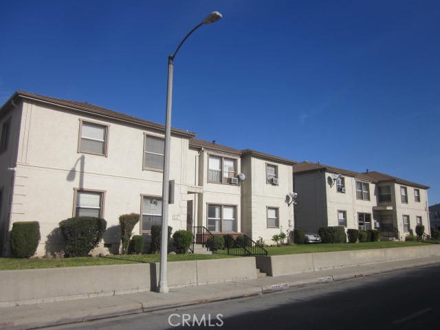 2205 W Ramona Road, Alhambra, CA 91803 — MLS #AR26106115 — photo 3 of 10