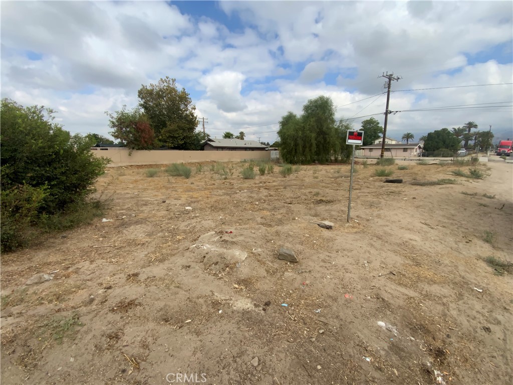 25338 4th, San Bernardino, CA 92410 — MLS #IV26101690 — photo 3 of 7