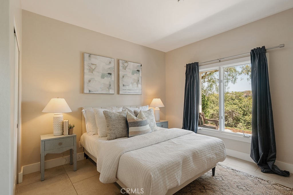 1805 Holly Tree Lane, North Tustin, CA 92705 — MLS #OC26097313 — photo 31 of 72