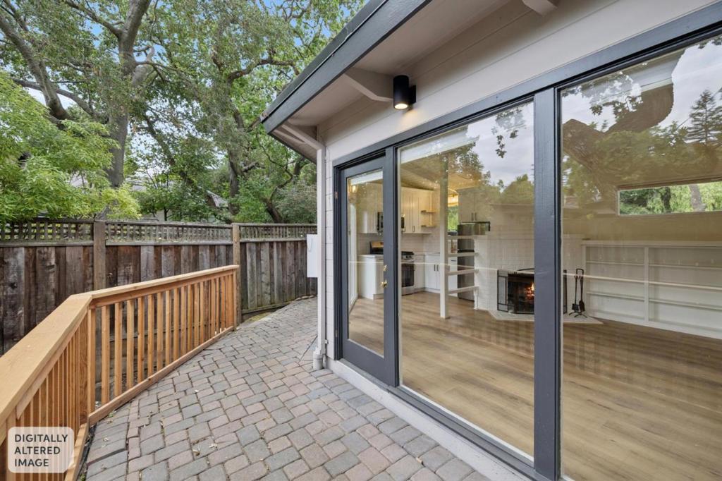 15451565 Stanford Avenue, Palo Alto, CA 94306 — MLS #ML82047211 — photo 13 of 46