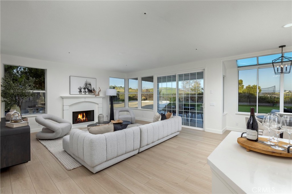 2000 Corte Cardelina, San Clemente, CA 92673 — MLS #OC25272036 — photo 10 of 38