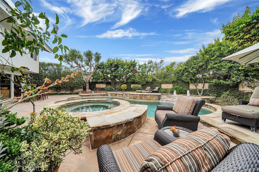 6 Twin Lakes Circle Circle, Corona Del Mar, CA 92625 — MLS #OC21074492 — photo 51 of 58