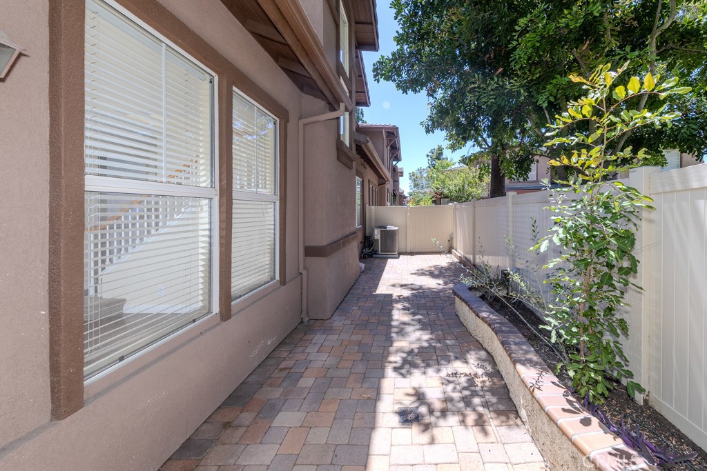 1 Iron Bark, Aliso Viejo, CA 92656 — MLS #PW26100385 — photo 24 of 45