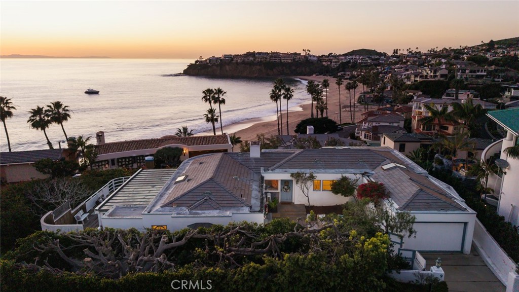 9 Emerald Bay, Laguna Beach, CA 92651 — MLS #OC26024129 — photo 2 of 9