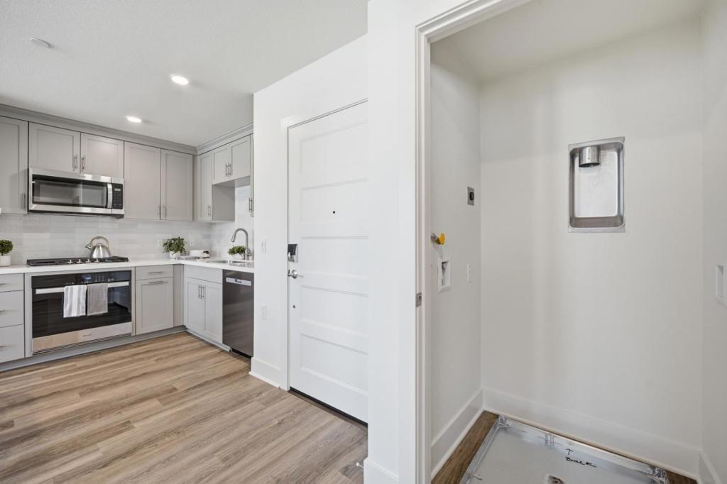 17050 Depot Street Unit 302, Morgan Hill, CA 95037 — MLS #ML82046578 — photo 6 of 22