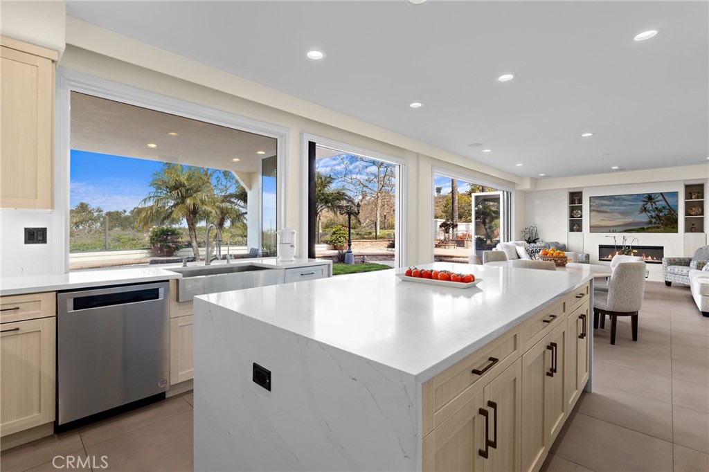 1 Arbella, Newport Coast, CA 92657 — MLS #NP25282273 — photo 12 of 29