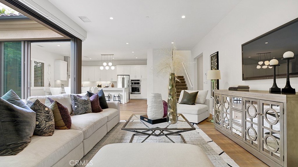 163 Linda Vista, Irvine, CA 92618 — MLS #OC26043745 — photo 4 of 45
