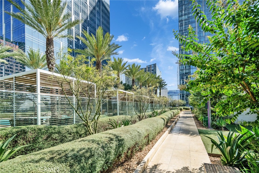 877 Francisco St Unit 805, Los Angeles, CA 90017 — MLS #TR26102986 — photo 24 of 43