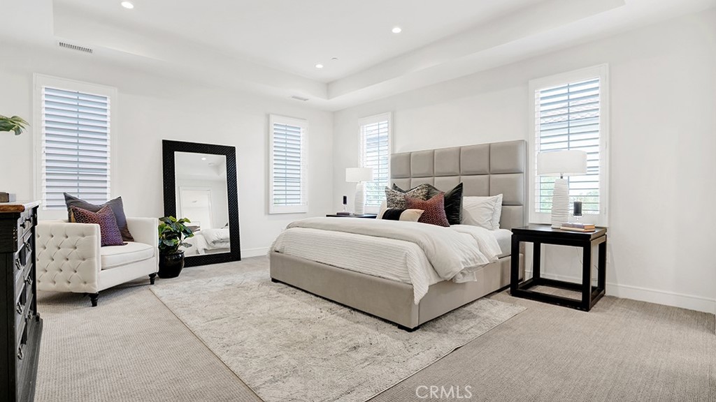 163 Linda Vista, Irvine, CA 92618 — MLS #OC26043745 — photo 18 of 45